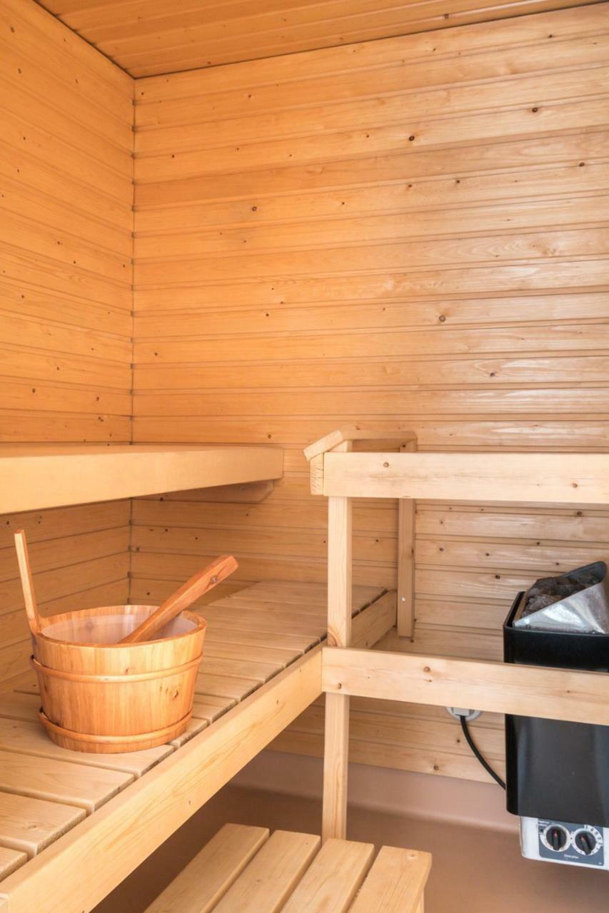 Hiisi Homes Vantaa Sauna Airport エクステリア 写真